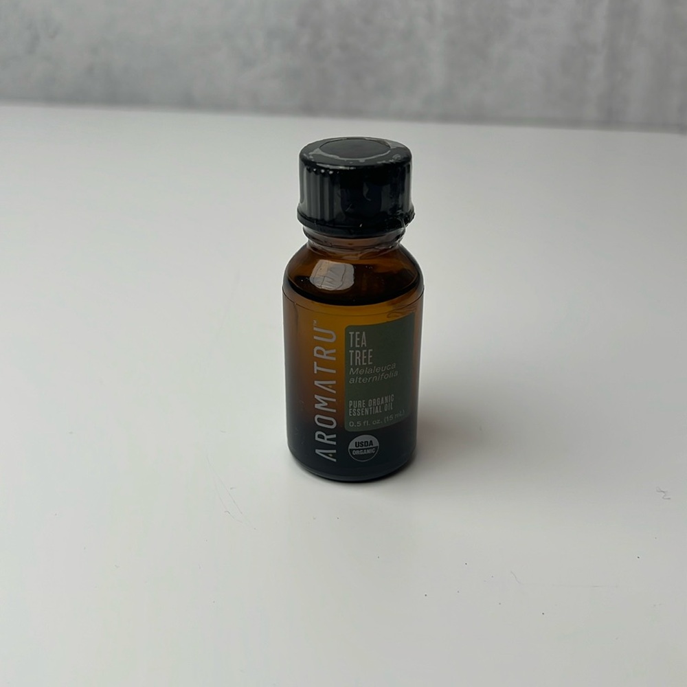 NEW AromaTru Organic Tea Tree Essential Oil